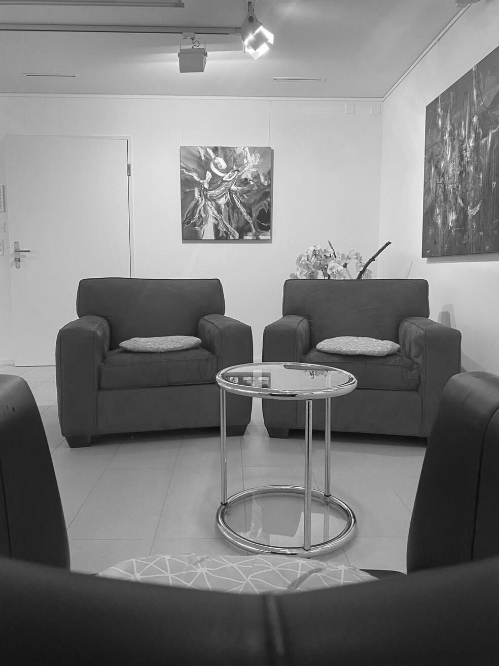 Gemütliches Zimmer wo psychologische Beratungen in Zürich, Kilchberg stattfinden